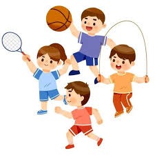 女子在冰面上奔跑拍照，突然冰面破裂女子坠入湖中！