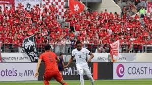 全北现代队长朴镇燮将加盟浙江队，补强后防，提升球队竞争力。