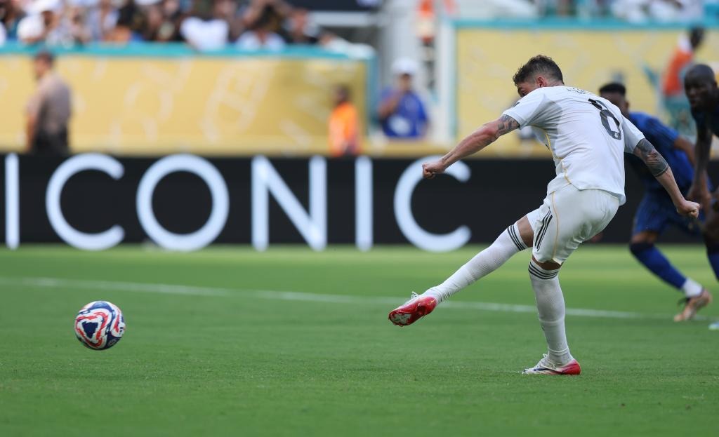 ＂黎伊扬掏裆被驱逐！山东加时力克福建 陶汉林19+10邹阳28+8